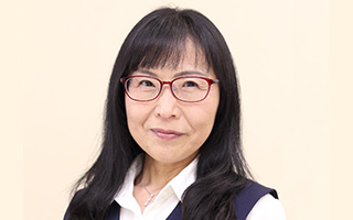 半田事務所 事務 金子　幸恵