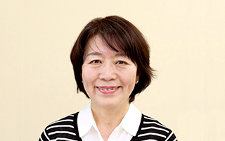 本社 事務 佐久間 裕美子